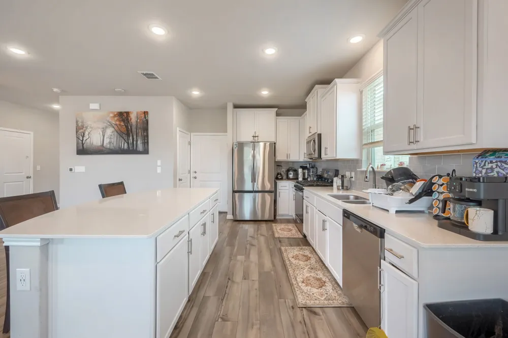 6254 Marsh Lane Buda, TX 78610