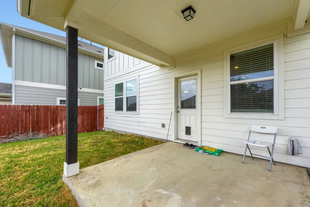 6254 Marsh Lane Buda, TX 78610