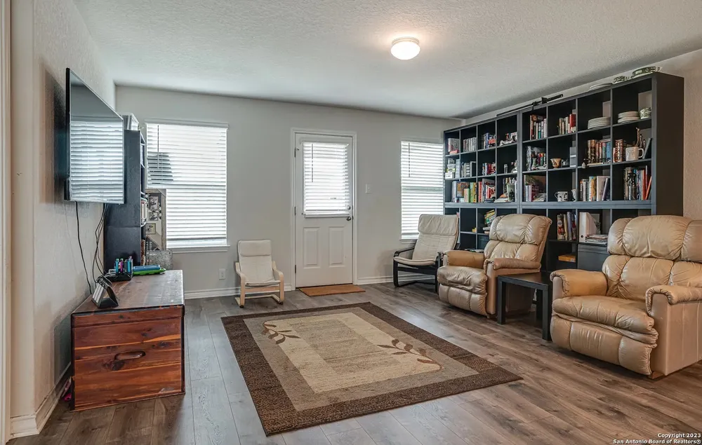 9654 Holly Patch San Antonio, TX 78254