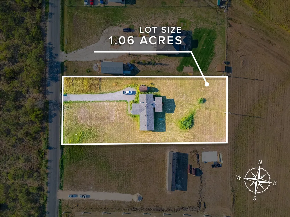 2877 County Road 463 Road Elgin, TX 78621