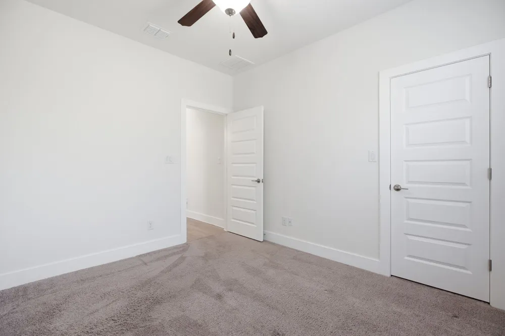 454 Parkline Drive #33B Georgetown, TX 78626