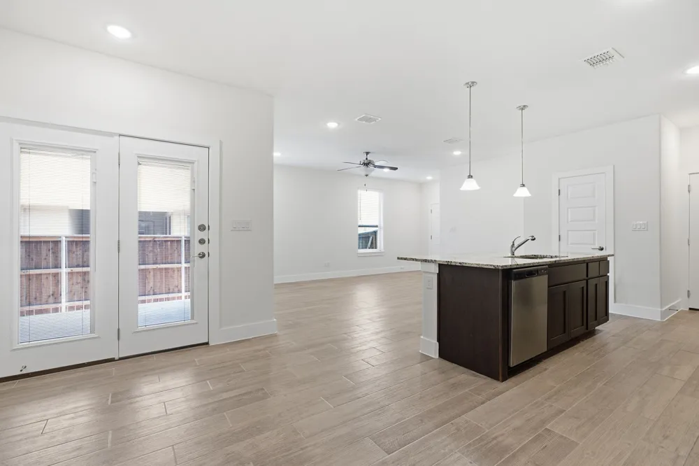 454 Parkline Drive #33B Georgetown, TX 78626