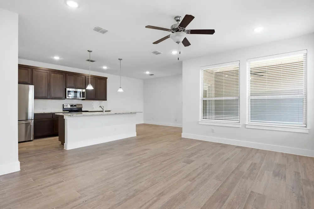 454 Parkline Drive #33B Georgetown, TX 78626