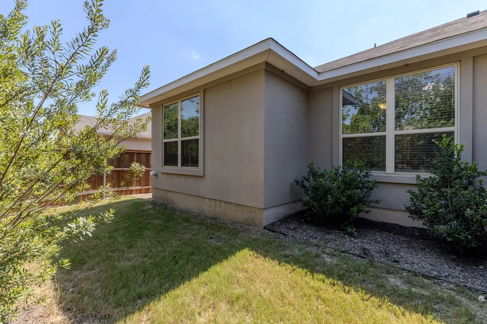 454 Parkline Drive #33B Georgetown, TX 78626