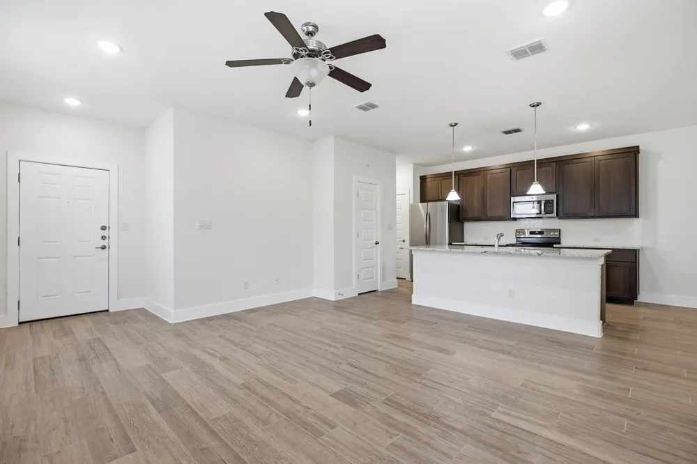454 Parkline Drive #33B Georgetown, TX 78626