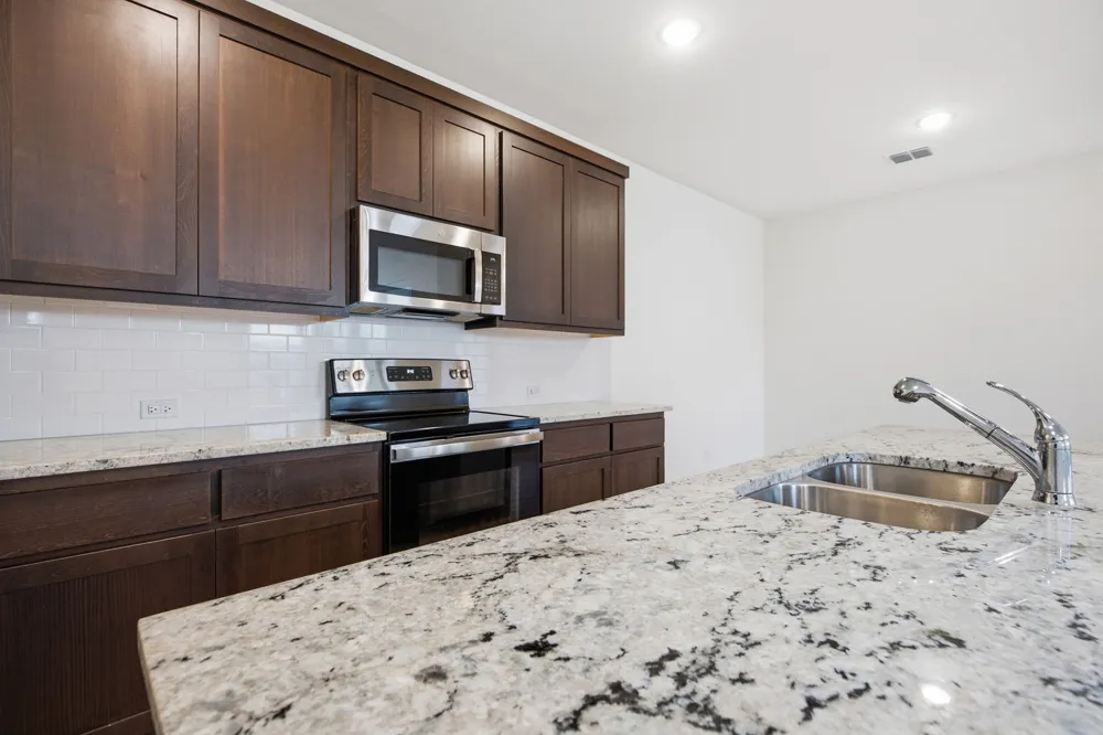 454 Parkline Drive #33B Georgetown, TX 78626