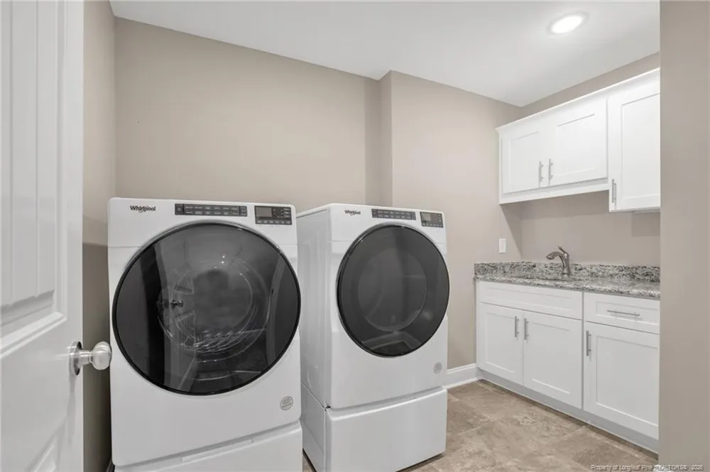 581 Bridgehaven Drive Raeford, NC 28376