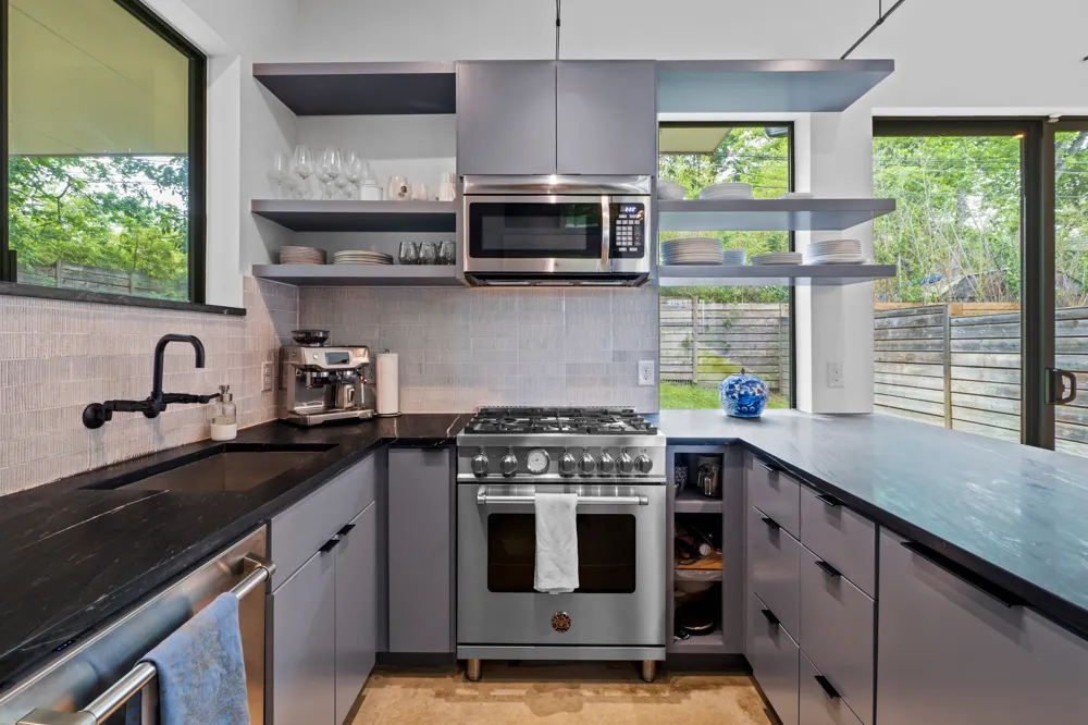 303 Woodward Street #32 Austin, TX 78704