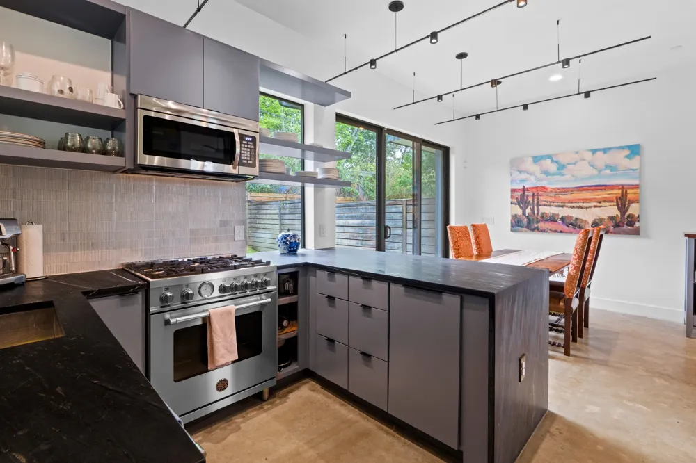 303 Woodward Street #32 Austin, TX 78704