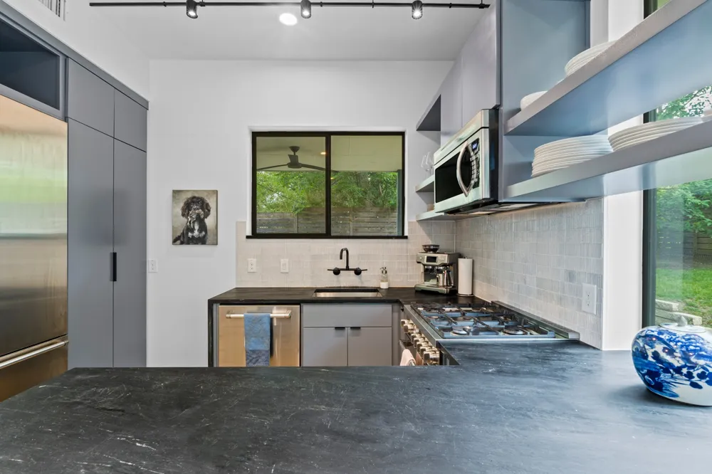 303 Woodward Street #32 Austin, TX 78704