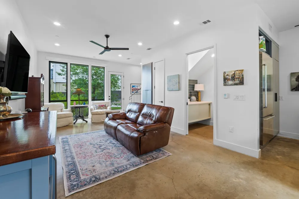 303 Woodward Street #32 Austin, TX 78704