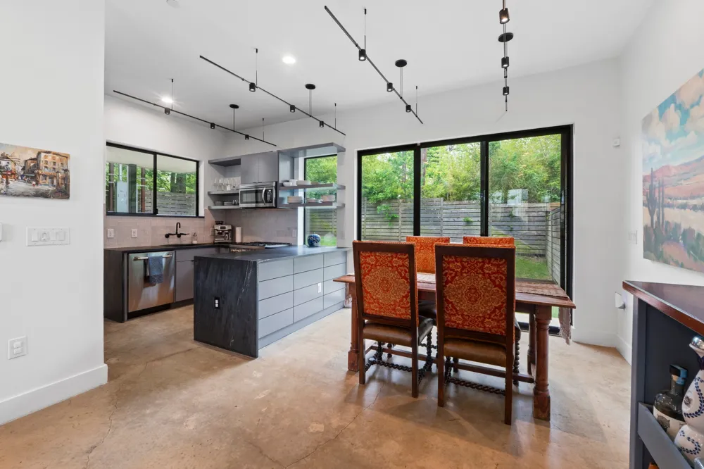 303 Woodward Street #32 Austin, TX 78704