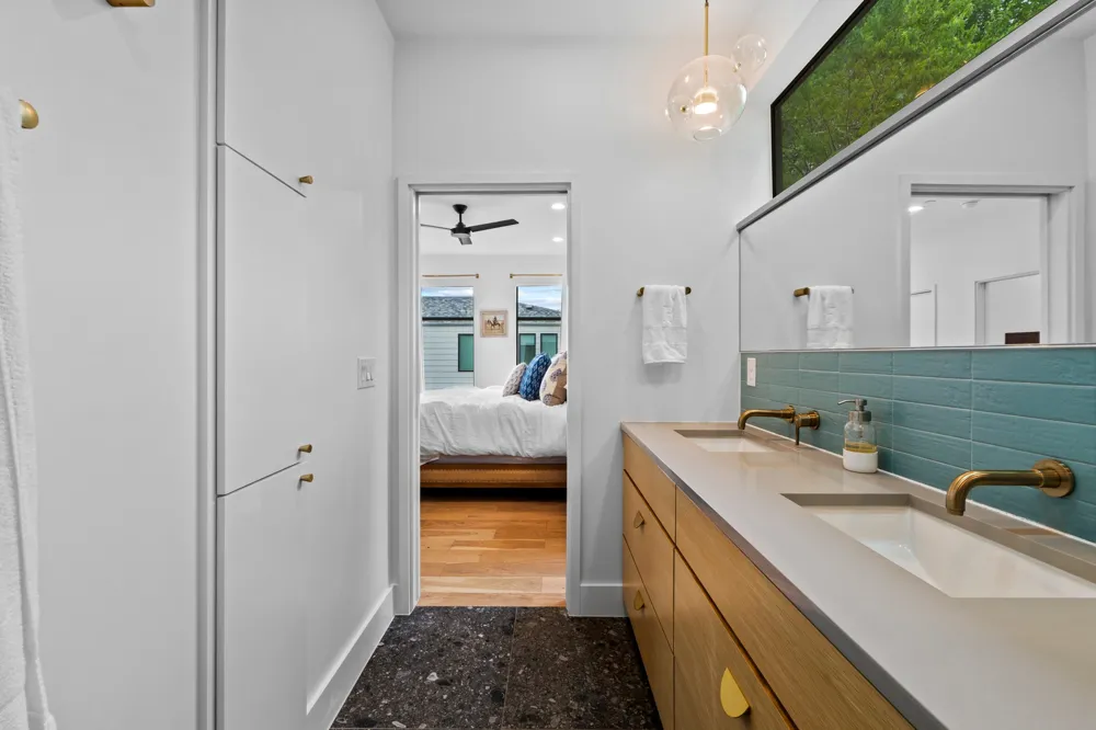 303 Woodward Street #32 Austin, TX 78704