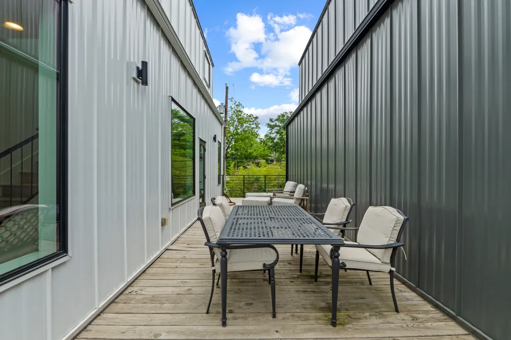 303 Woodward Street #32 Austin, TX 78704