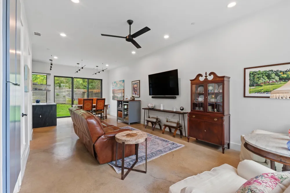 303 Woodward Street #32 Austin, TX 78704