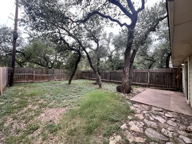 13330 Water Oak Lane Austin, TX 78729