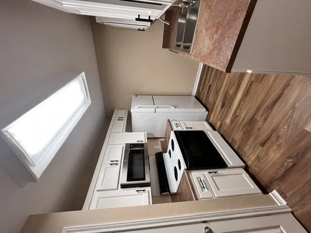 13330 Water Oak Lane Austin, TX 78729