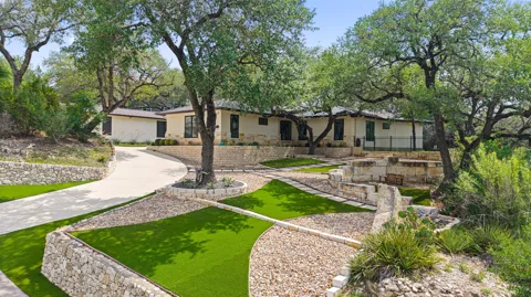 2413 Arion Circle