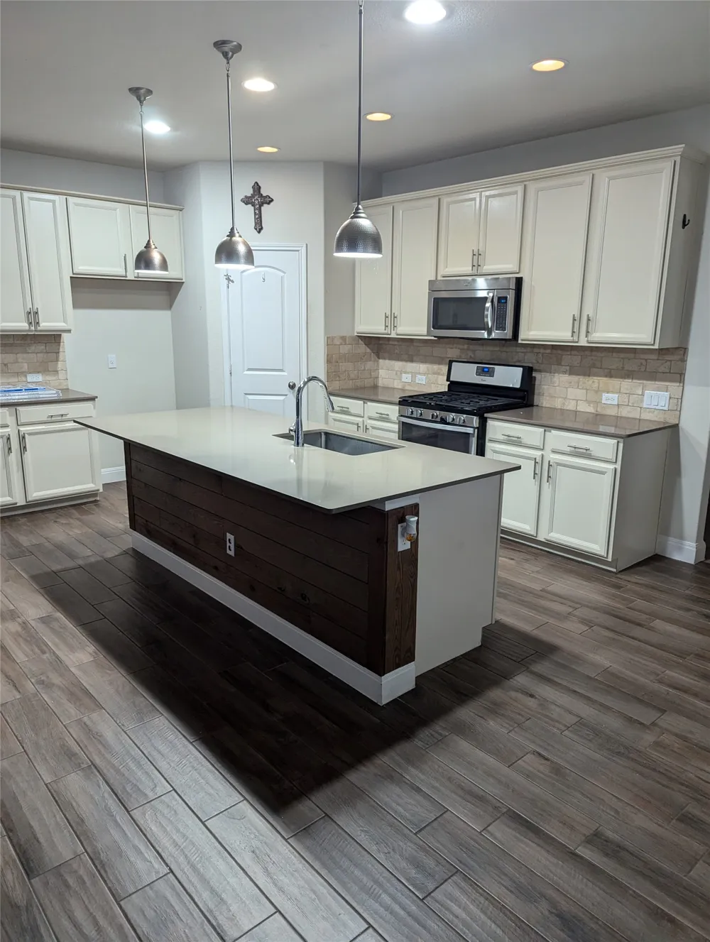 132 Andele Way Liberty Hill, TX 78642