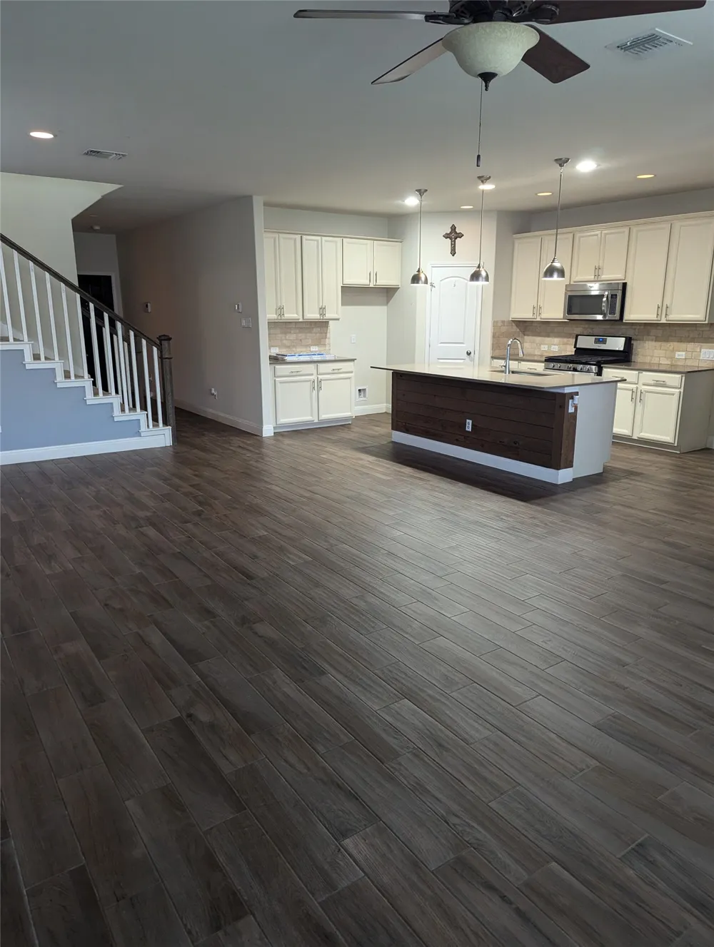 132 Andele Way Liberty Hill, TX 78642