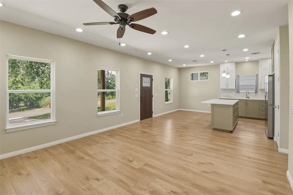 1626 Cree Trail Kingsland, TX 78639
