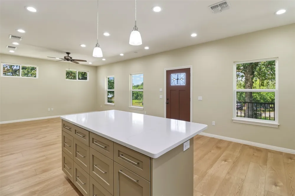 1626 Cree Trail Kingsland, TX 78639