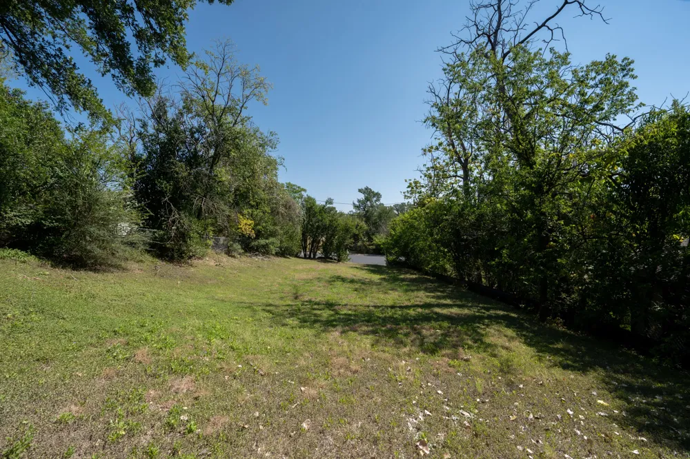 5005 Heflin Lane Austin, TX 78721