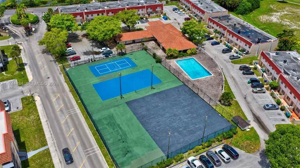 4174 Inverrary Drive #706 Lauderhill, FL 33319