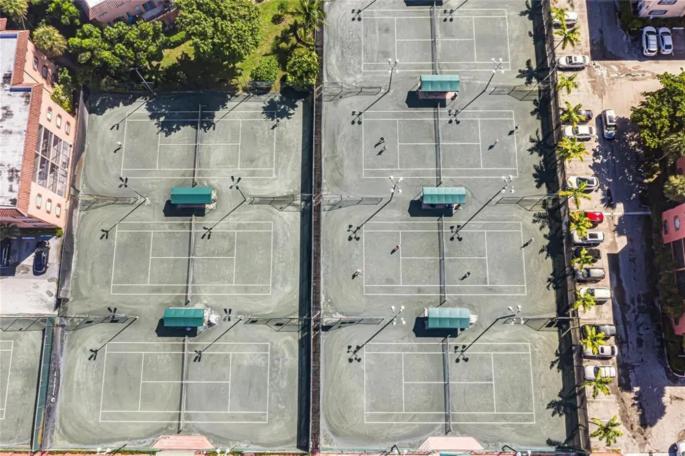 620 Tennis Club Drive #103 Fort Lauderdale, FL 33311