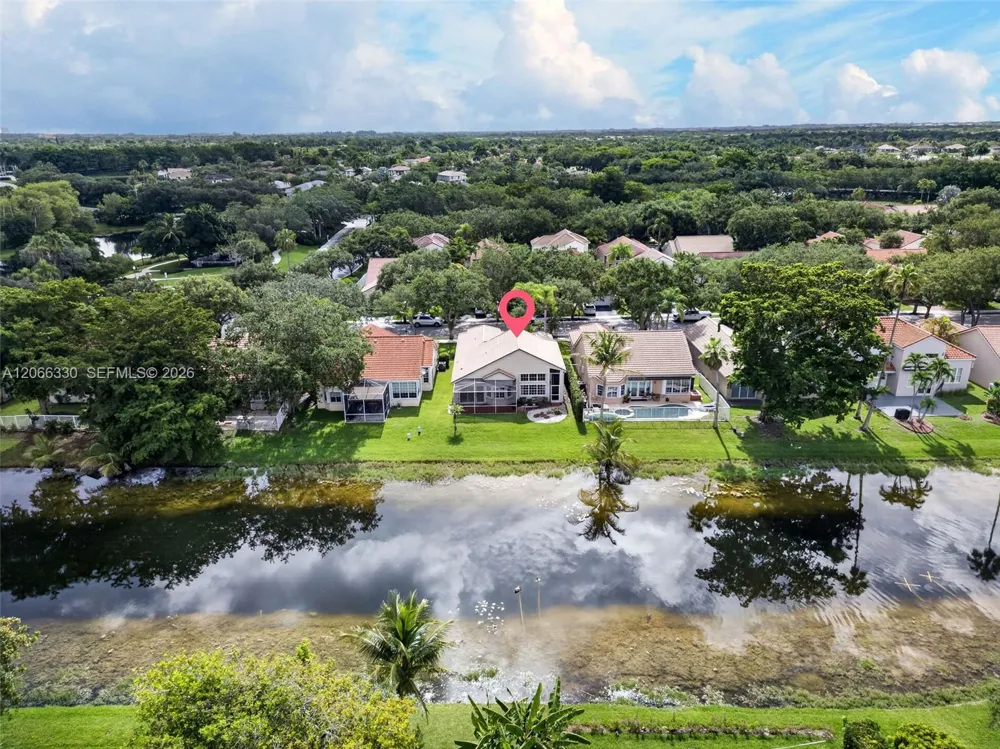 1520 Seabay Rd Weston, FL 33326