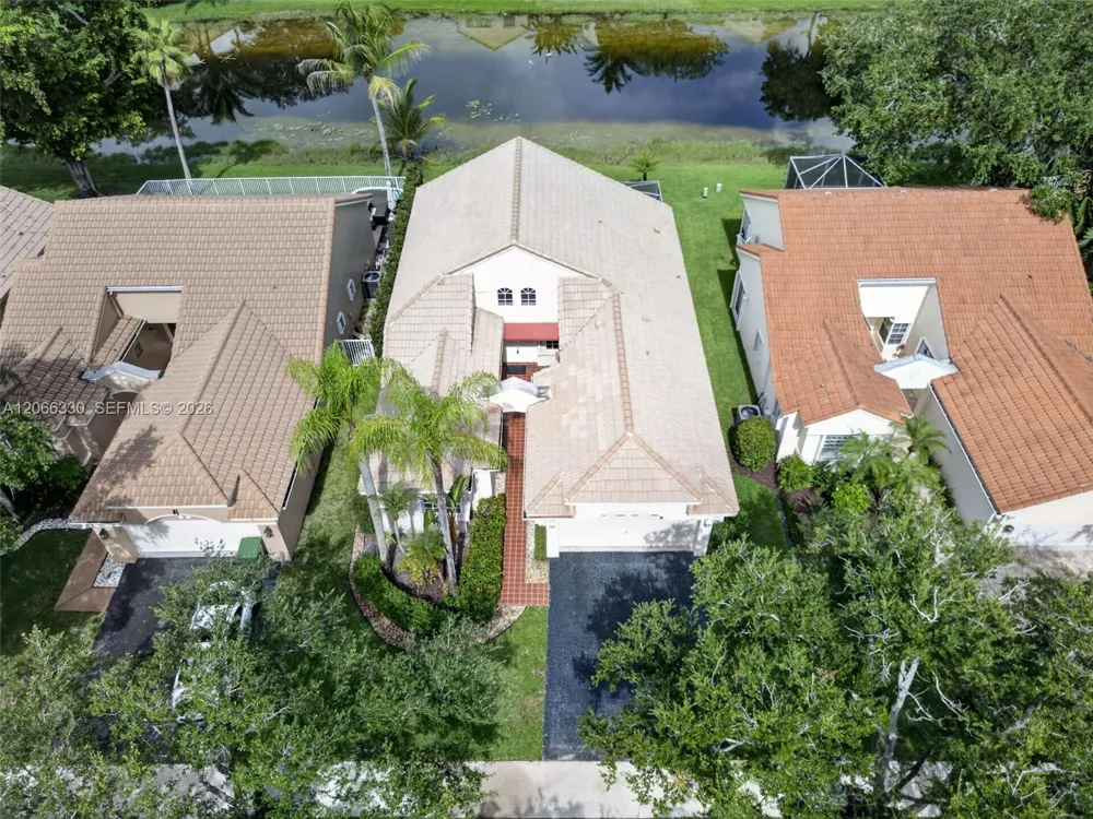 1520 Seabay Rd Weston, FL 33326
