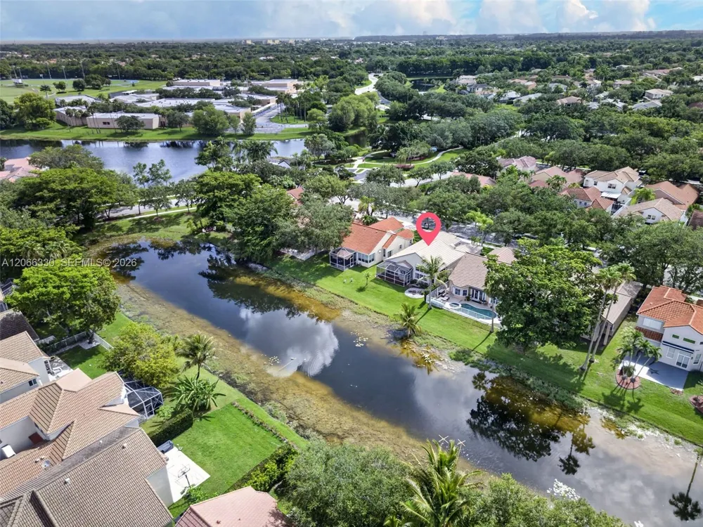 1520 Seabay Rd Weston, FL 33326