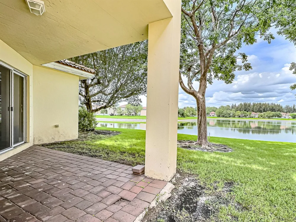 6427 Adriatic Way West Palm Beach, FL 33413
