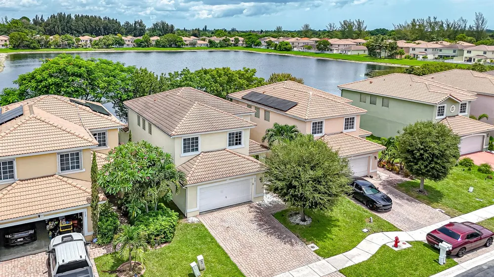 6427 Adriatic Way West Palm Beach, FL 33413