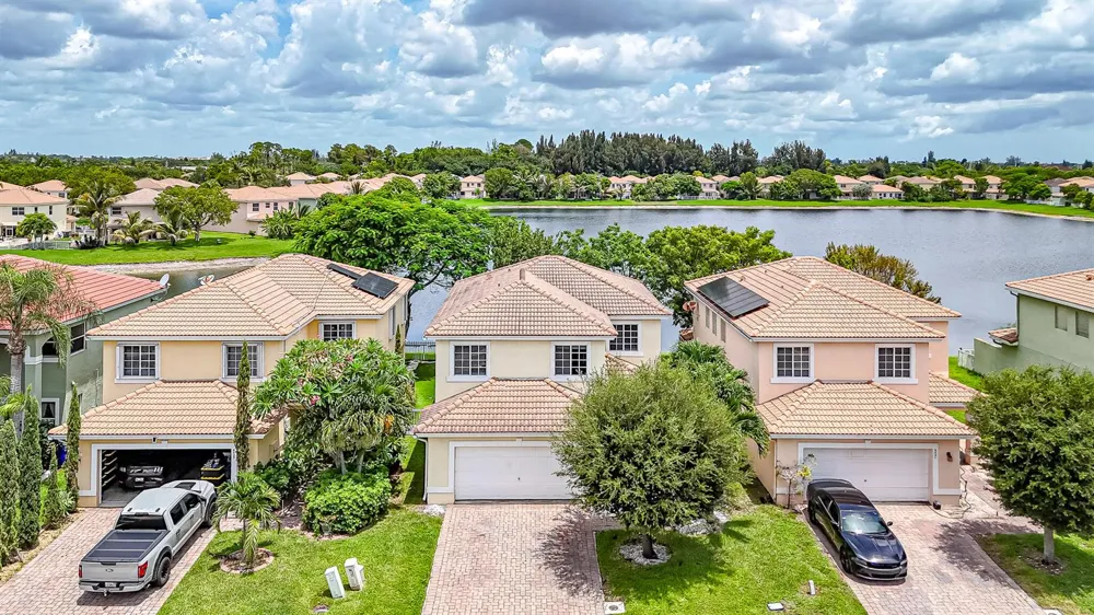 6427 Adriatic Way West Palm Beach, FL 33413