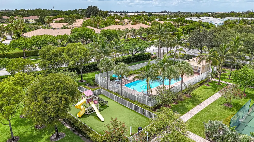6427 Adriatic Way West Palm Beach, FL 33413