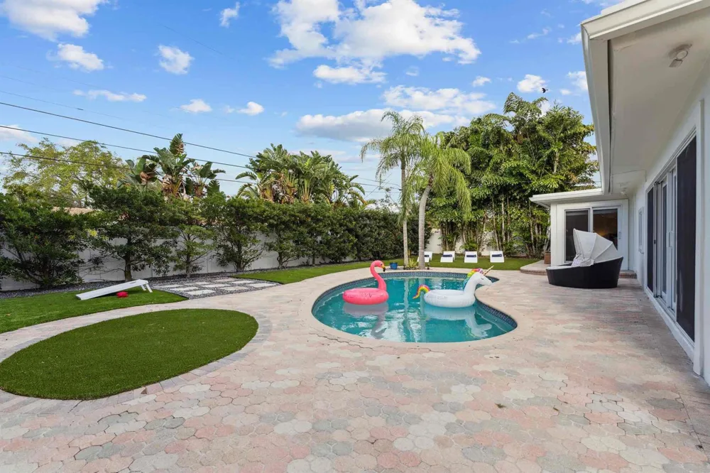 2205 NE 30TH STREET Lighthouse Point, FL 33064