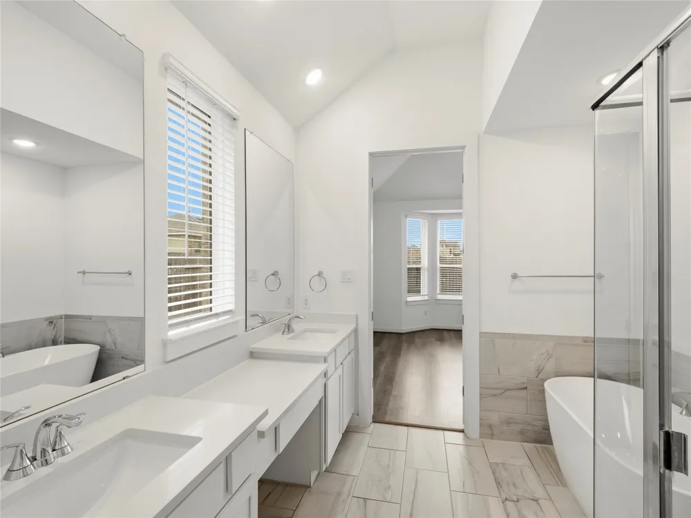 606 Biscayne Bay Bend Kyle, TX 78640