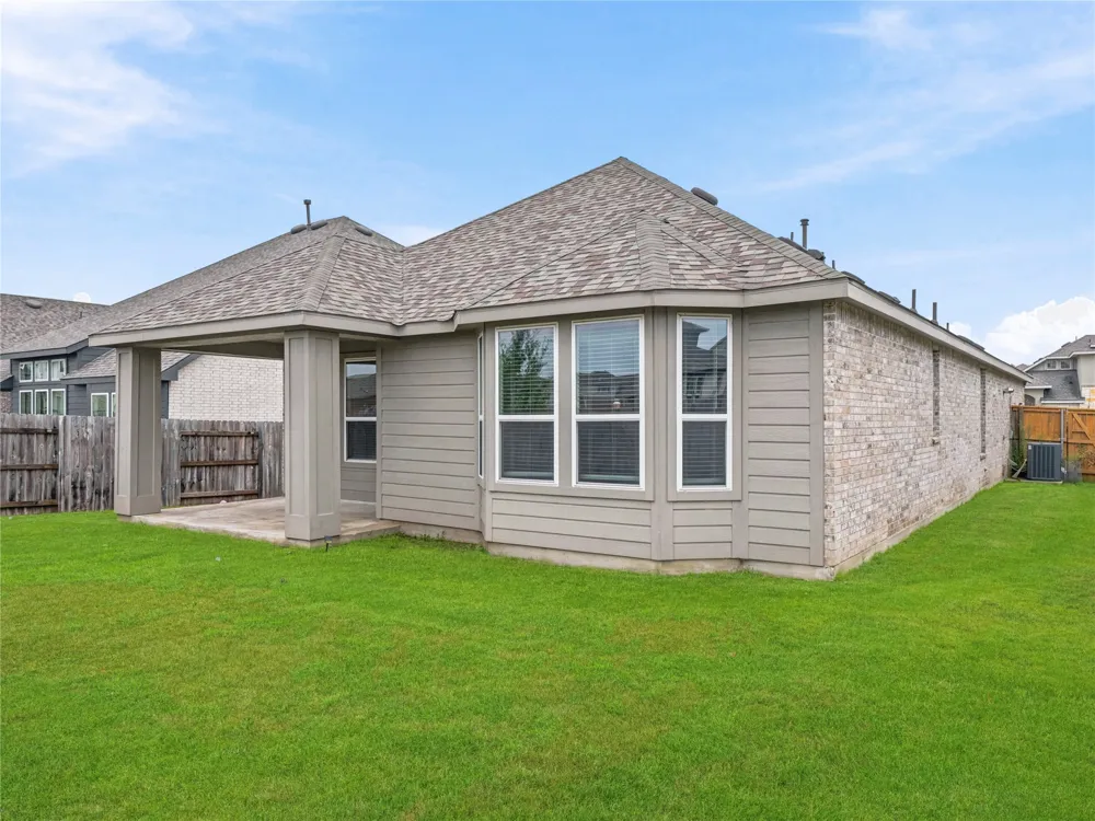 606 Biscayne Bay Bend Kyle, TX 78640