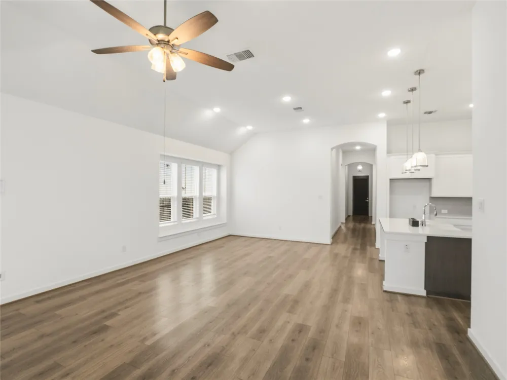 606 Biscayne Bay Bend Kyle, TX 78640