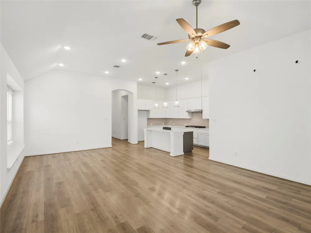 606 Biscayne Bay Bend Kyle, TX 78640