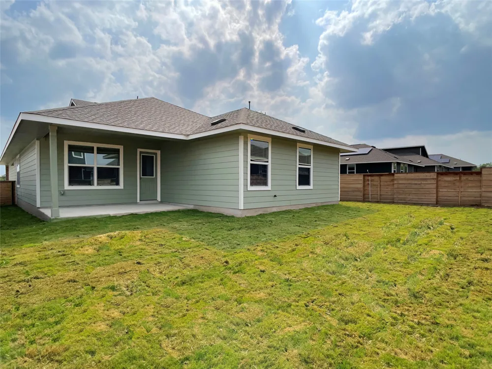 1445 Marley Kyle, TX 78640