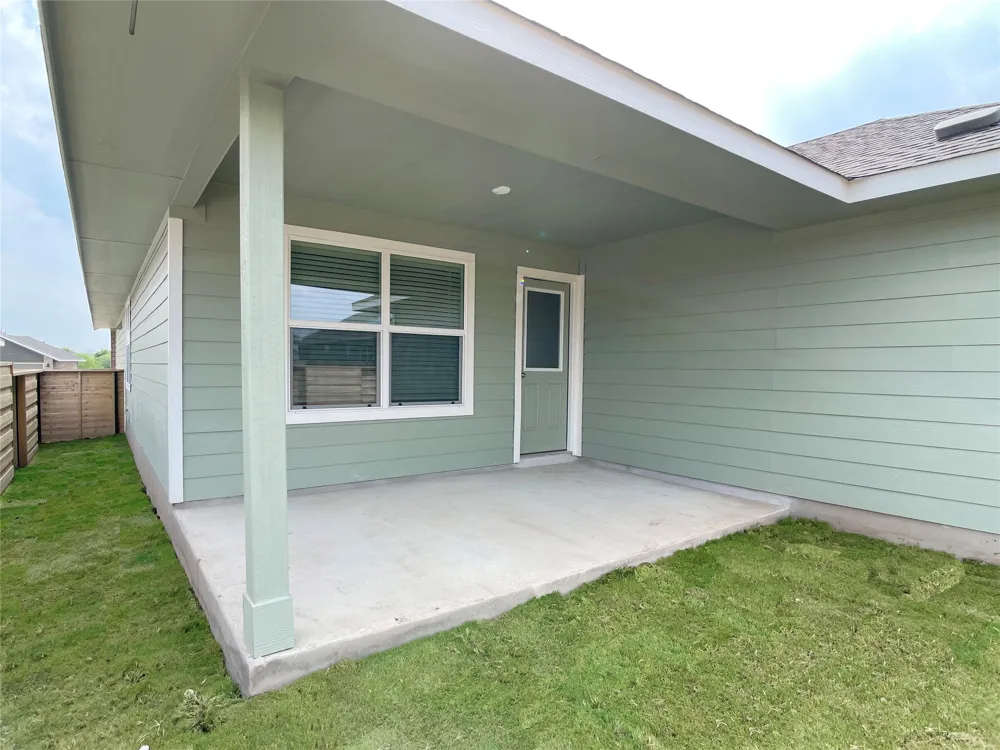 1445 Marley Kyle, TX 78640