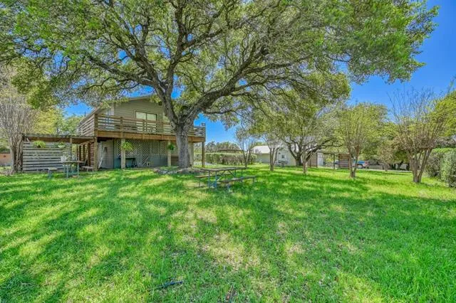 122 Ridge Drive Spicewood, TX 78669