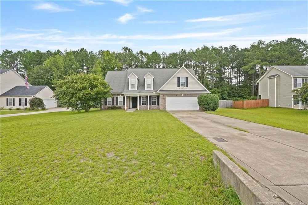 6621 Hillbrook Road Hope Mills, NC 28348