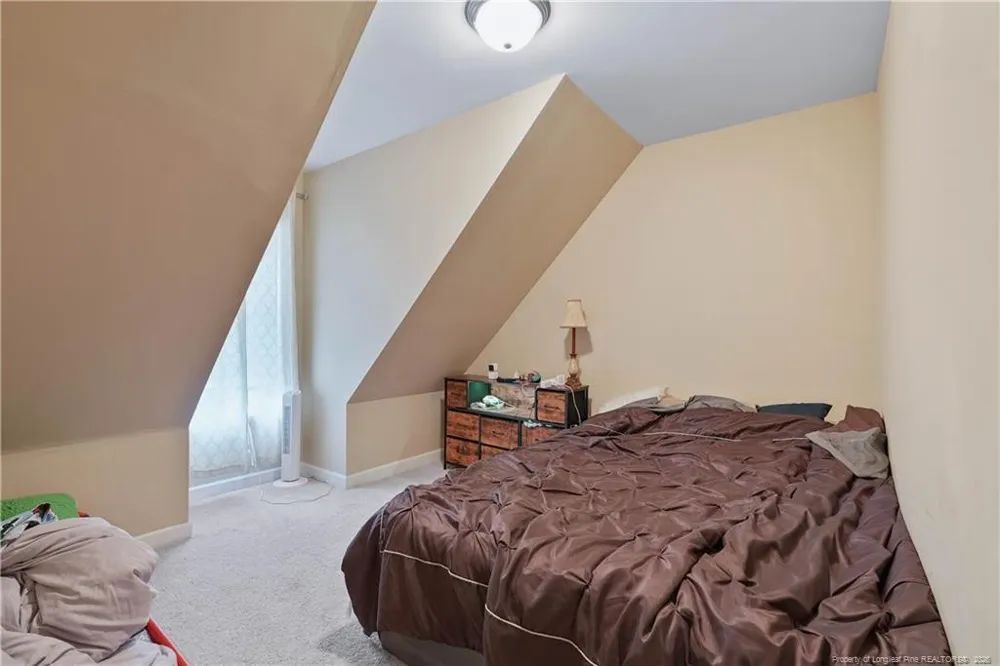 6621 Hillbrook Road Hope Mills, NC 28348