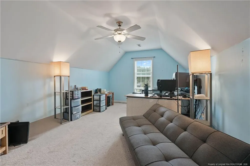 6621 Hillbrook Road Hope Mills, NC 28348