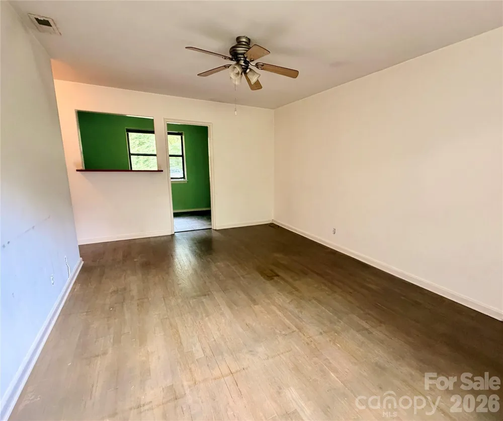 615 Biltmore Avenue #W-3 Asheville, NC 28803