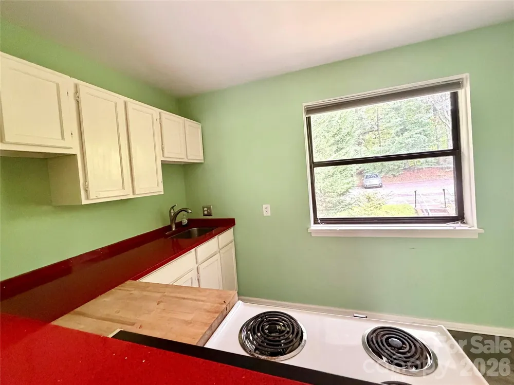 615 Biltmore Avenue #W-3 Asheville, NC 28803