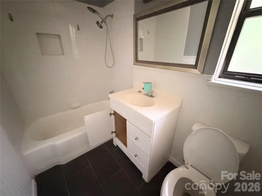 615 Biltmore Avenue #W-3 Asheville, NC 28803